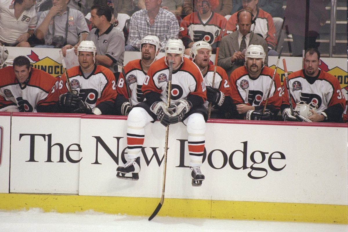 November 11th In Philadelphia Flyers History: MacLeish & Carter